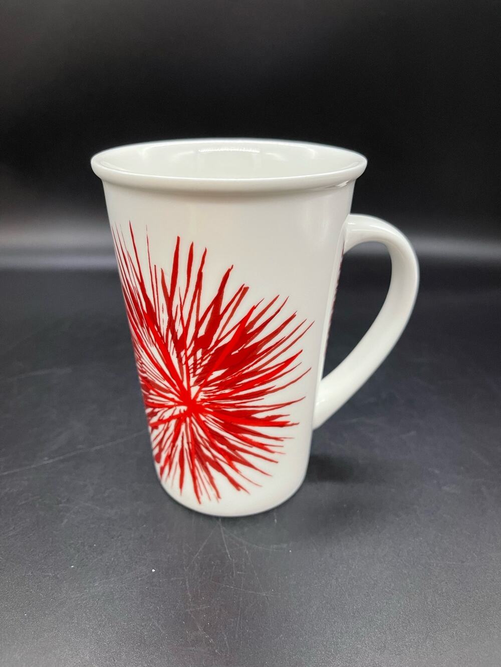 Starbucks 2014 White & Red Starburst Fireworks Ceramic Coffee Mug 4 7/8”